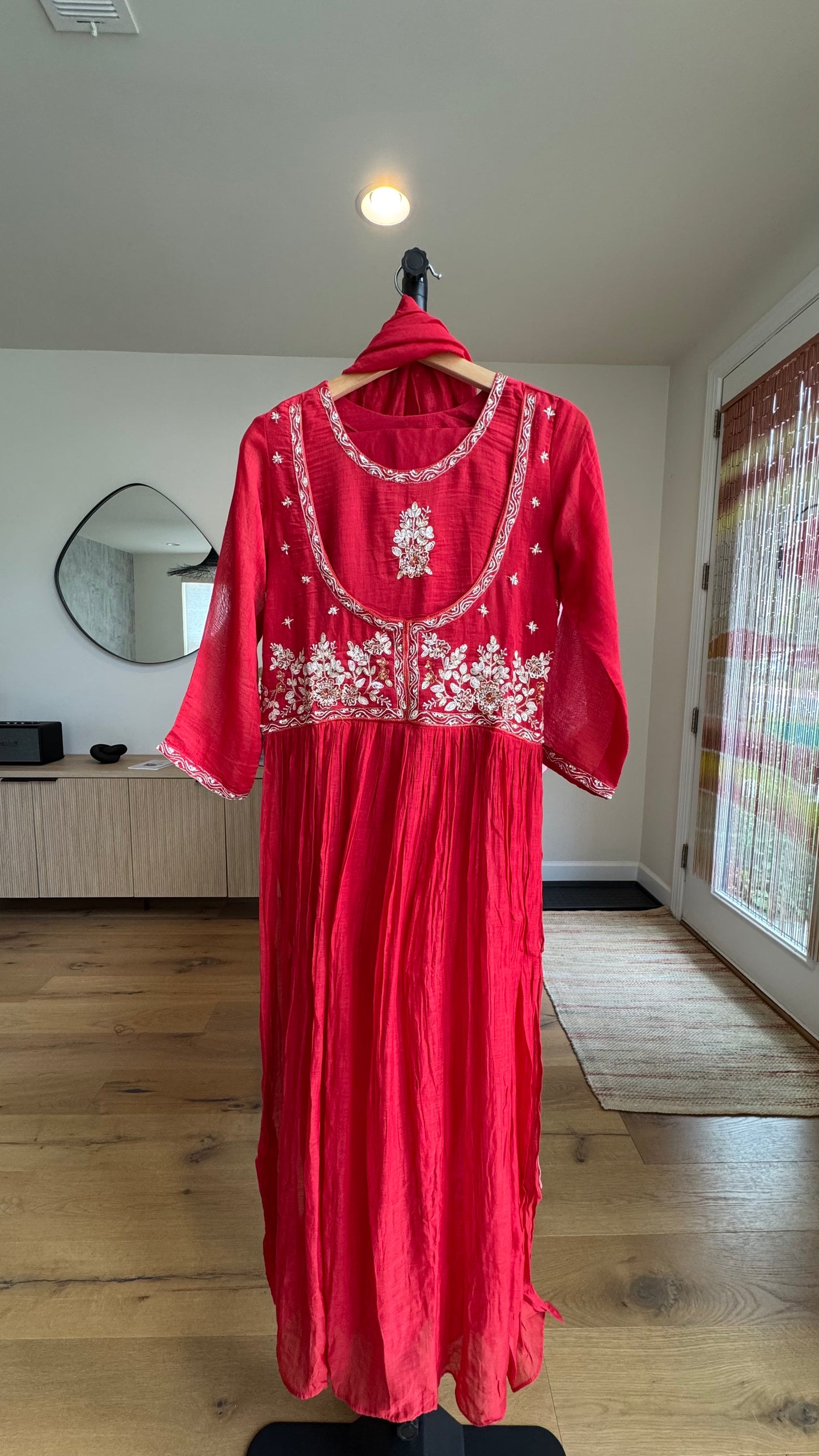 Elegant Red Mulchanderi Kurti Set with Exquisite Zardosi Work