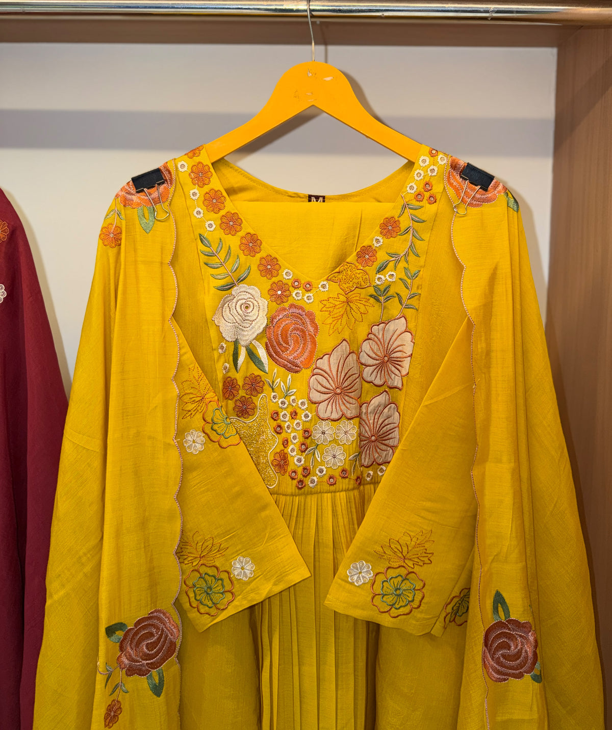 Embroidered Mulchanderi Kurti set