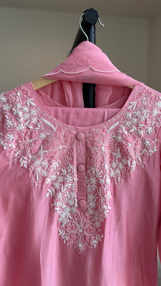 Elegant Pink Kurti Set with Embroidered Yoke