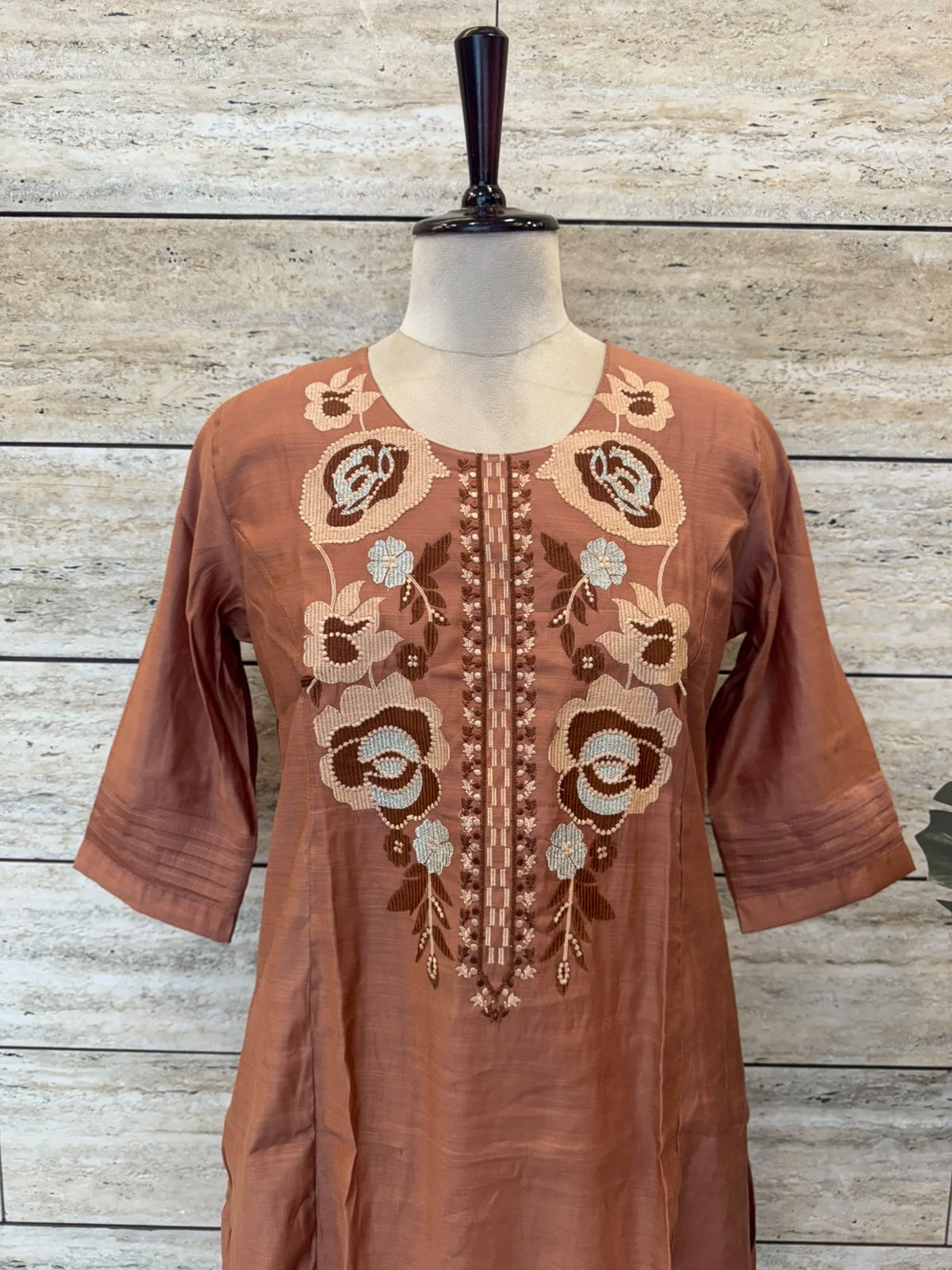 Floral Embroidered Kurti