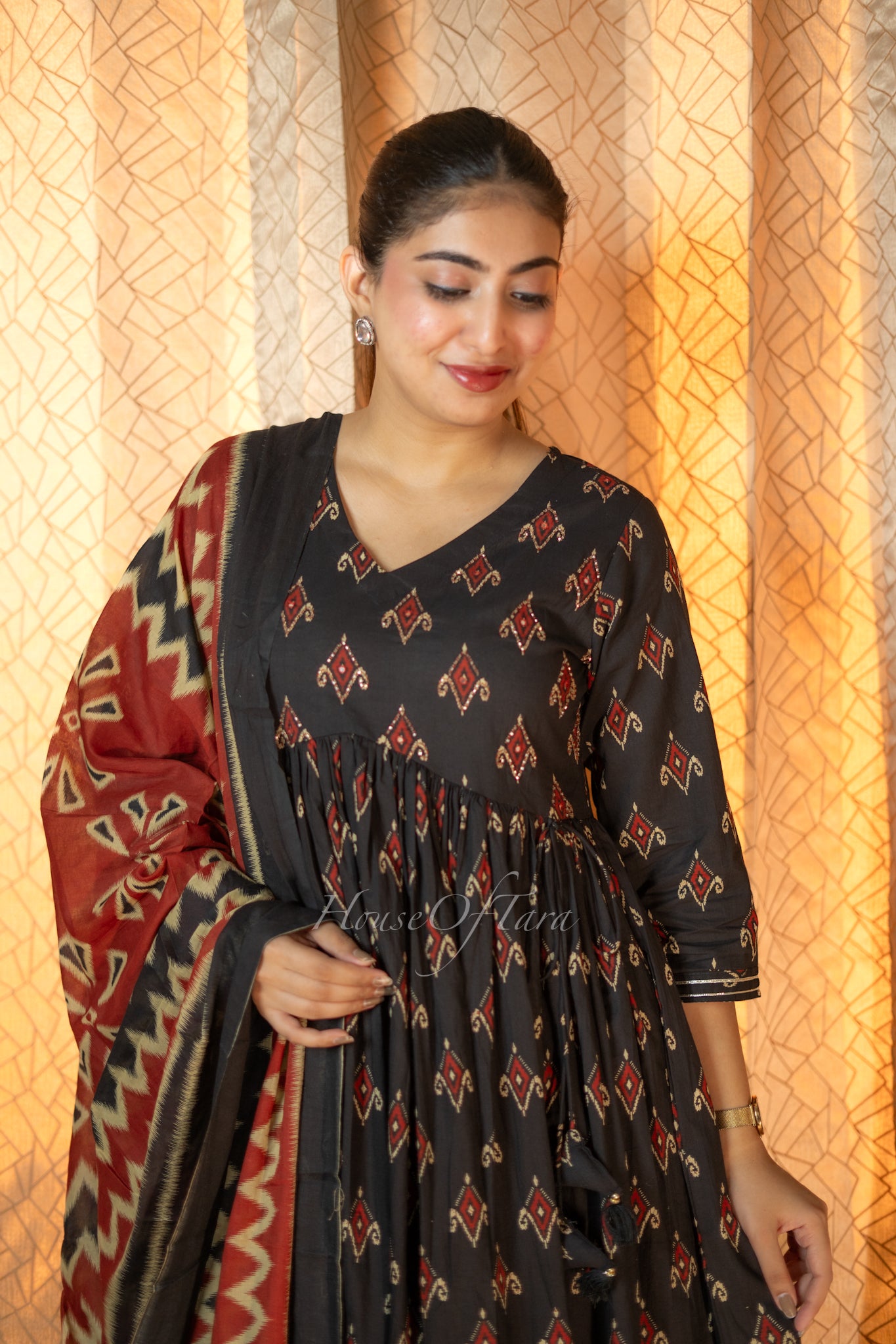 Elegant Black Anarkali Three-Piece Set with Beautiful Print