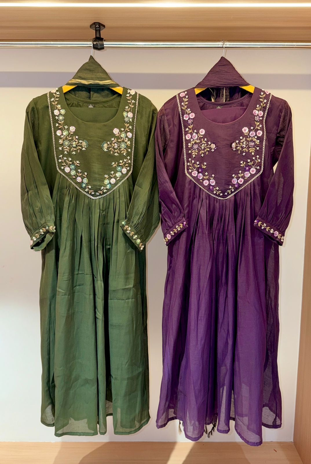 DV Preorder only - Mulchanderi 3-Piece kurta set with embroidery