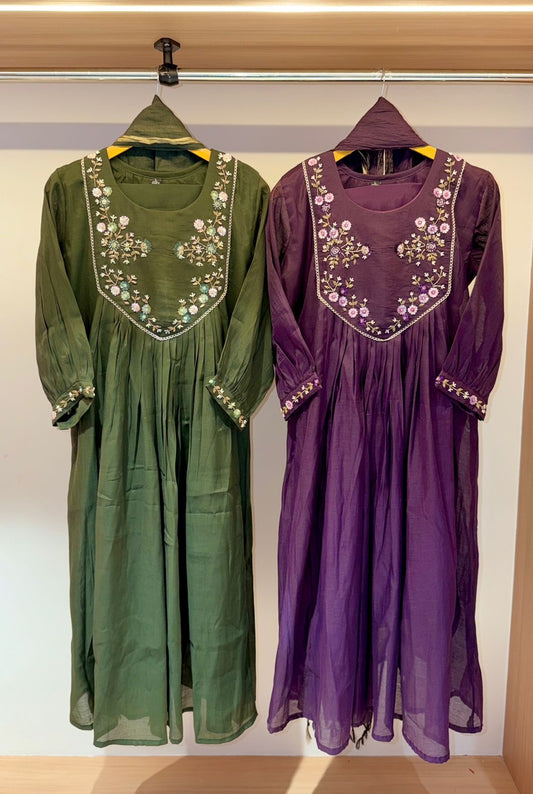 DV Preorder only - Mulchanderi 3-Piece kurta set with embroidery