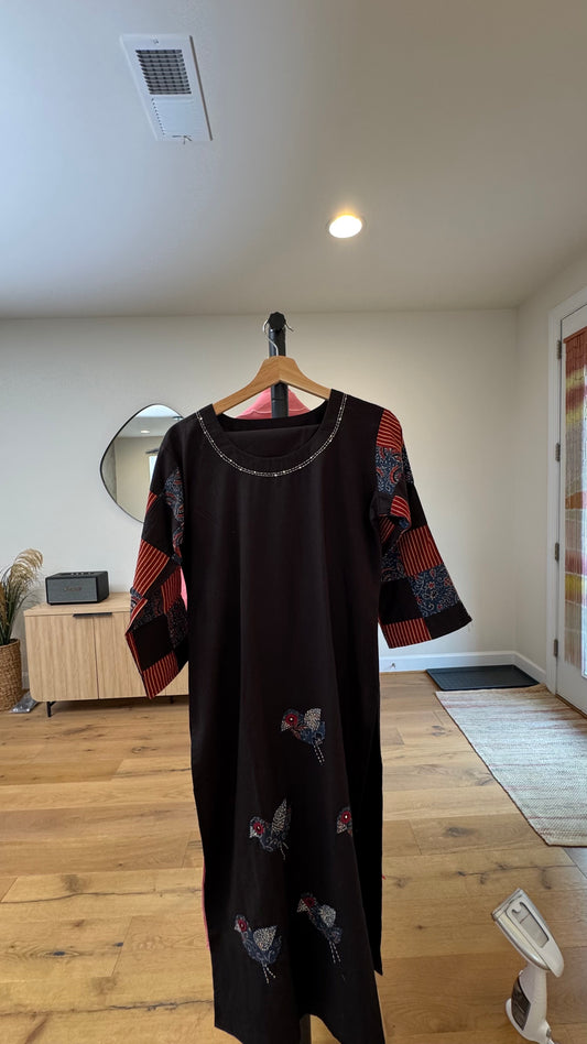 Elegant black Kurthi Set with Bird Appliqué Design