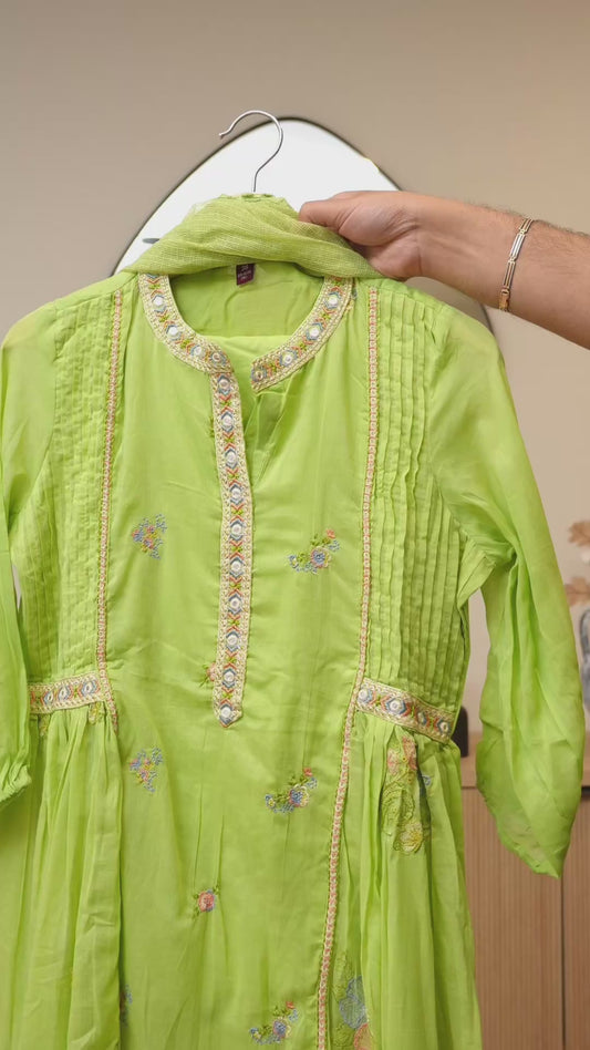 Machine embroidery Mulcotton Kurti Set