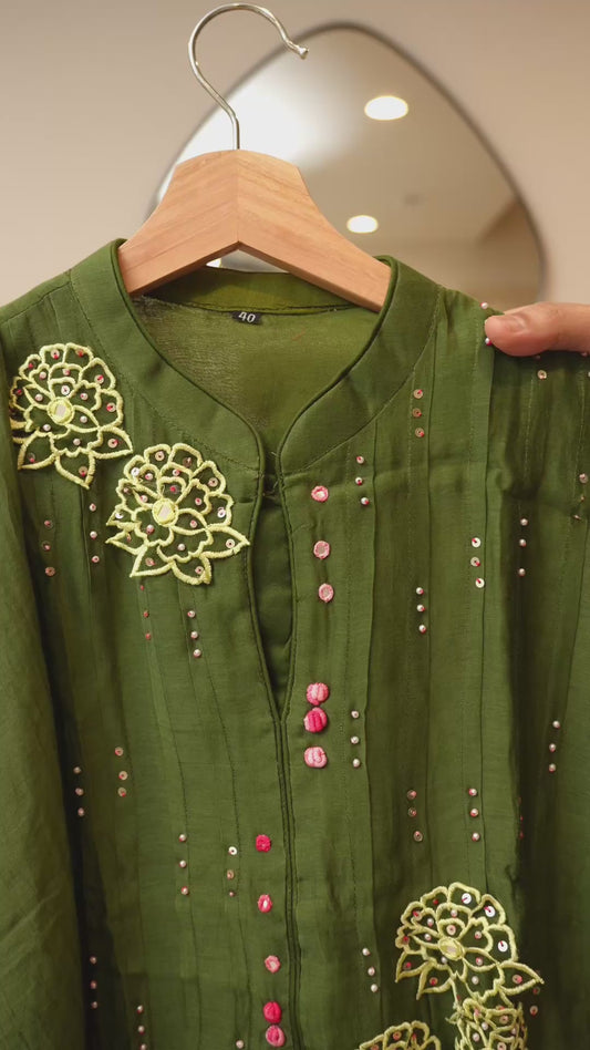 Mulchanderi Mehendi Green Kurti Set with Applique Yoke & Designer Dupatta